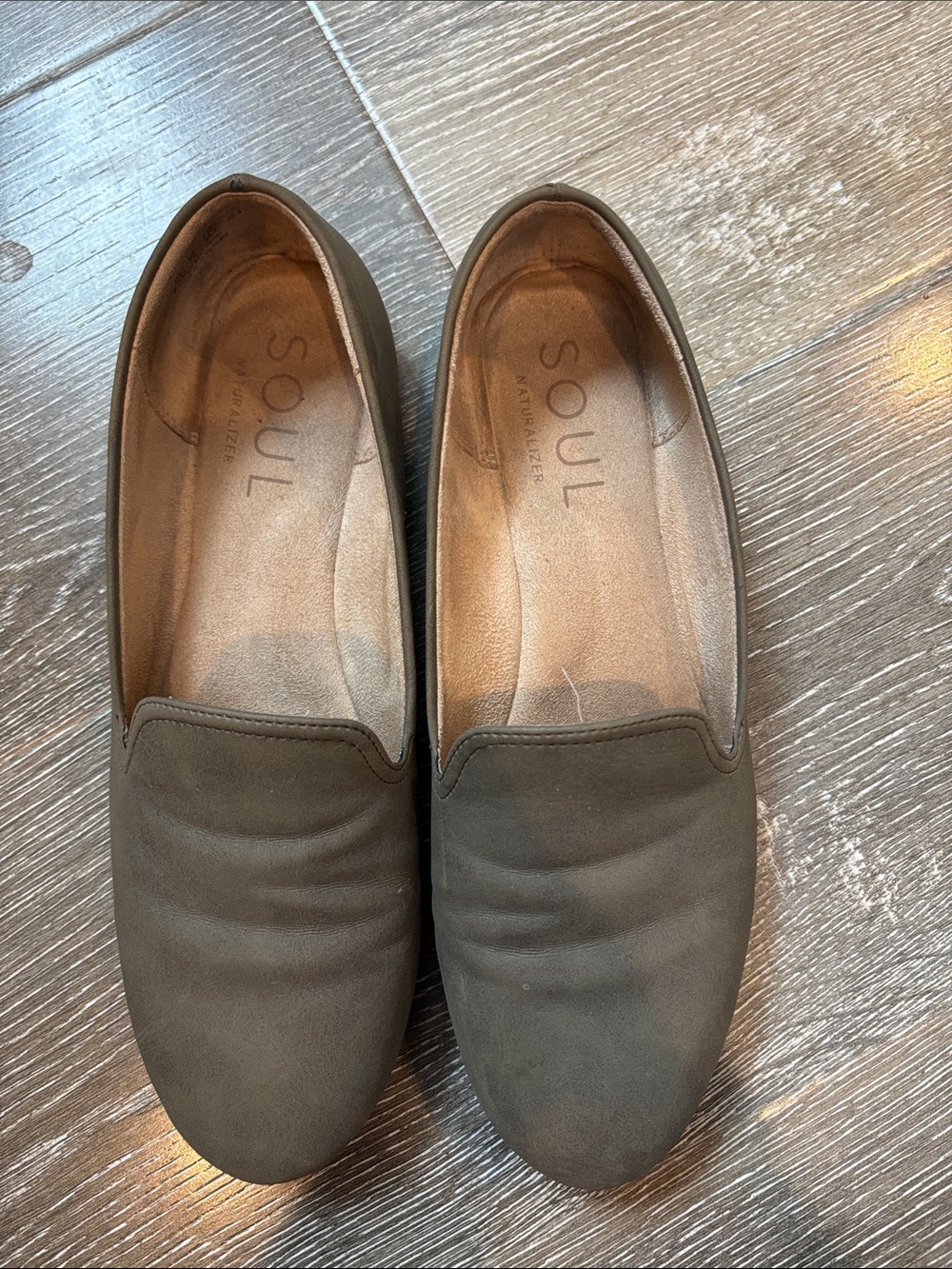 SOUL Naturalizer Olive-Tone Slip-On Loafers